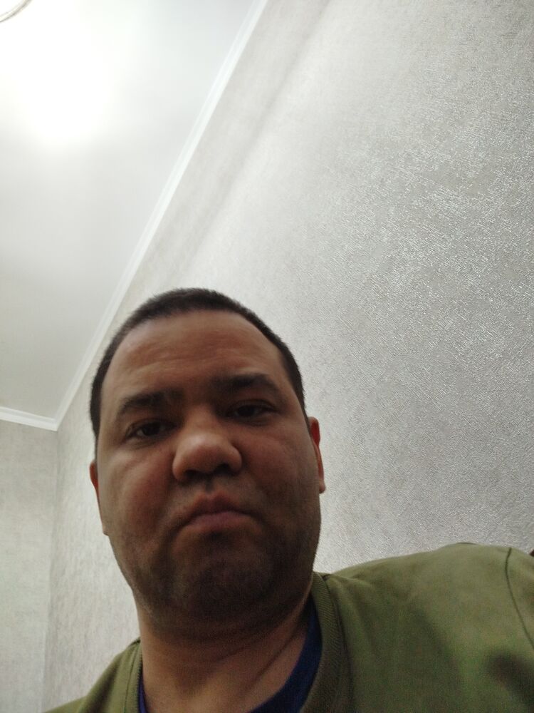  47644249  Beha, 44 ,    