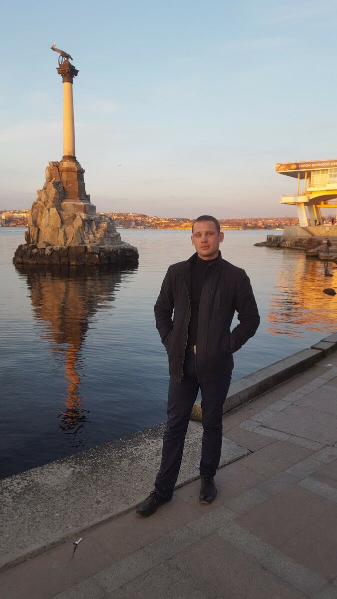  ,   Stan, 38 ,   
