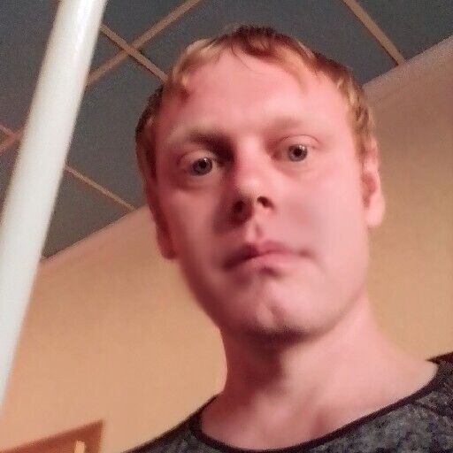  39586369  Goscha, 37 ,    