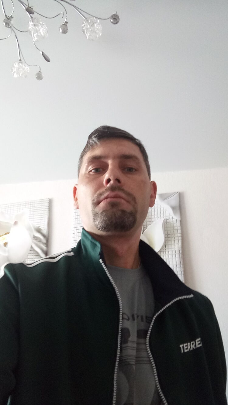  36806039  , 42 ,    