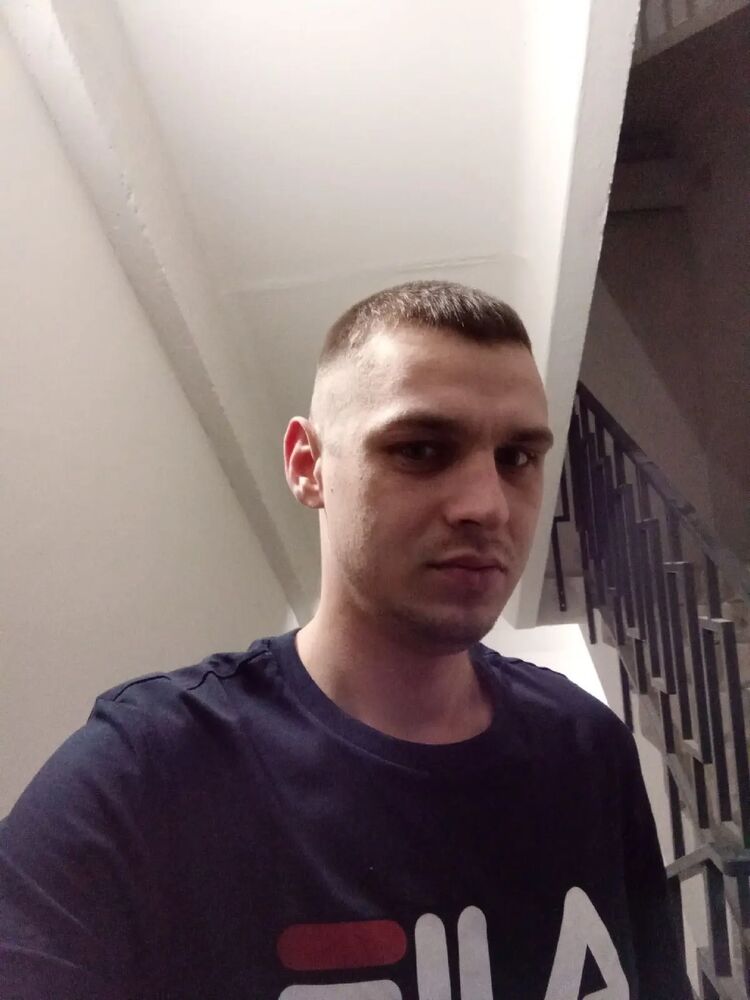  52421999  , 31 ,    