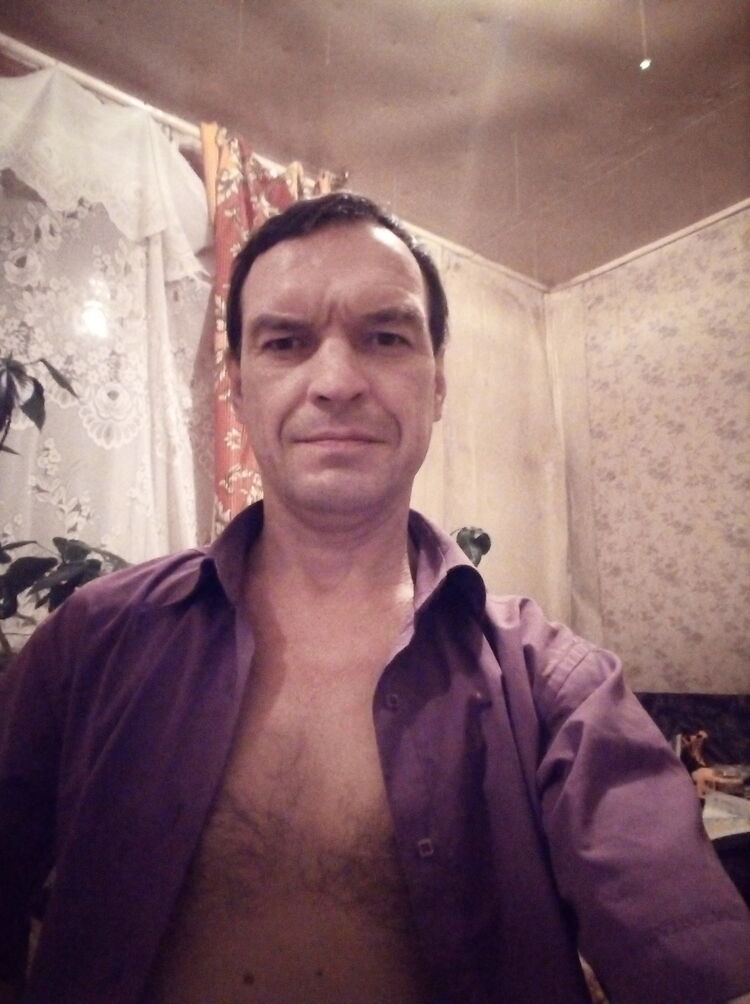  ,   Sergey, 45 ,   c 