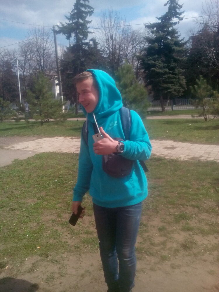  15917049  Maks, 25 ,    