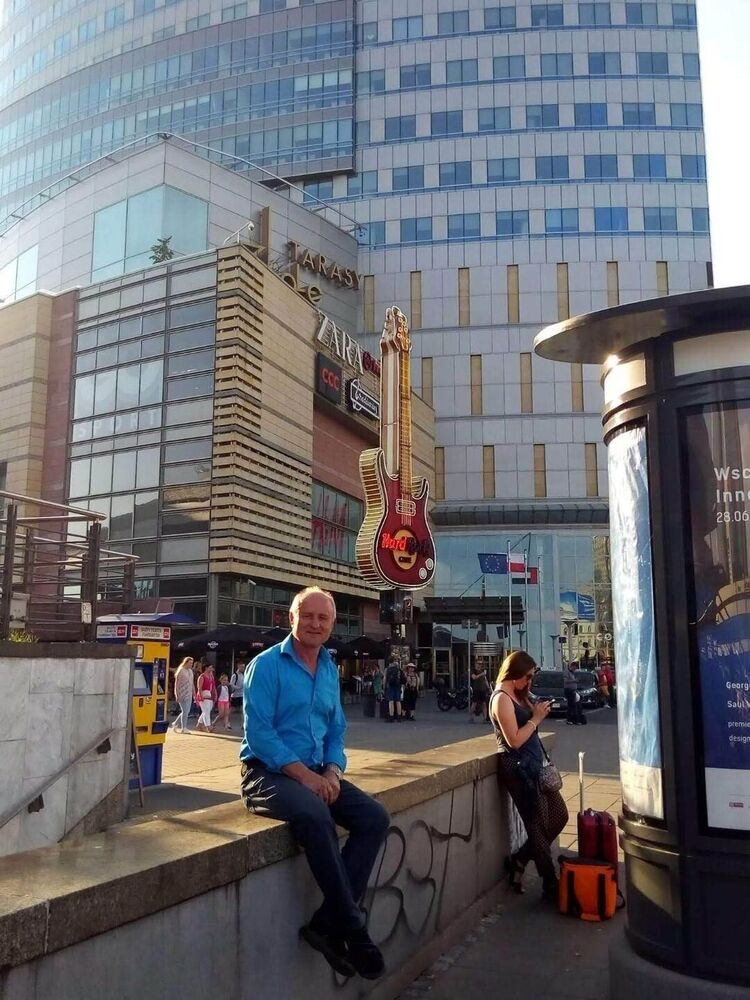  34930789  Nikolja, 72 ,    