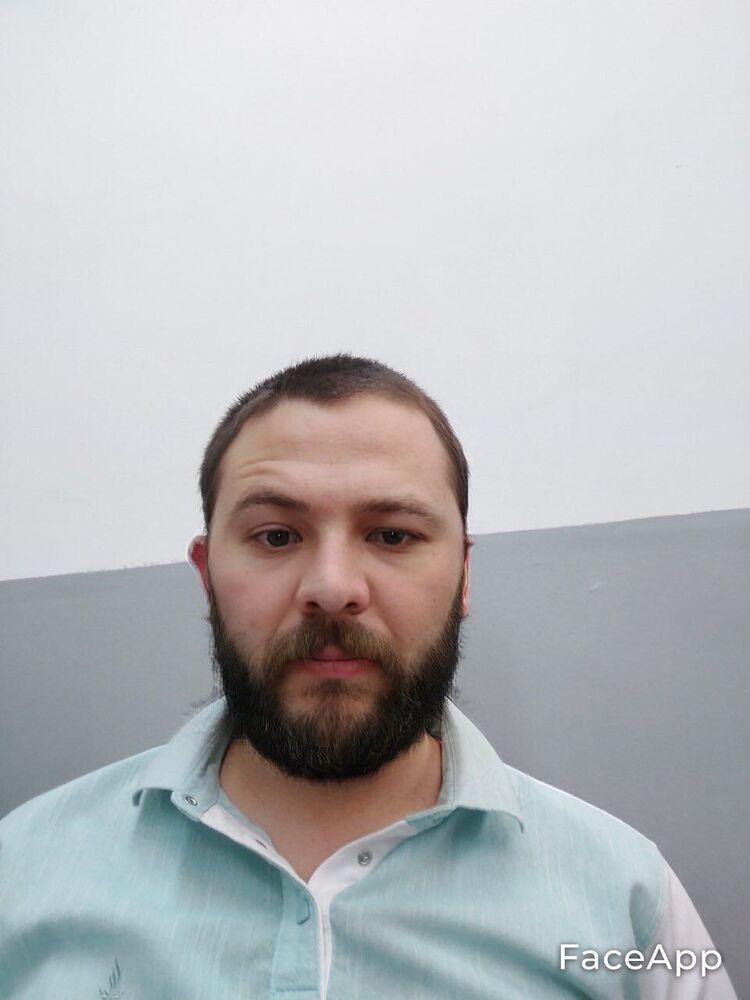  23941869  AKROM, 32 ,    