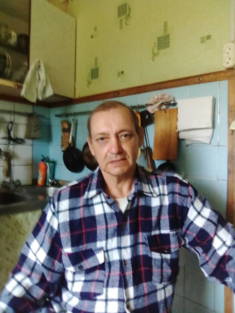  35825739  , 37 ,    