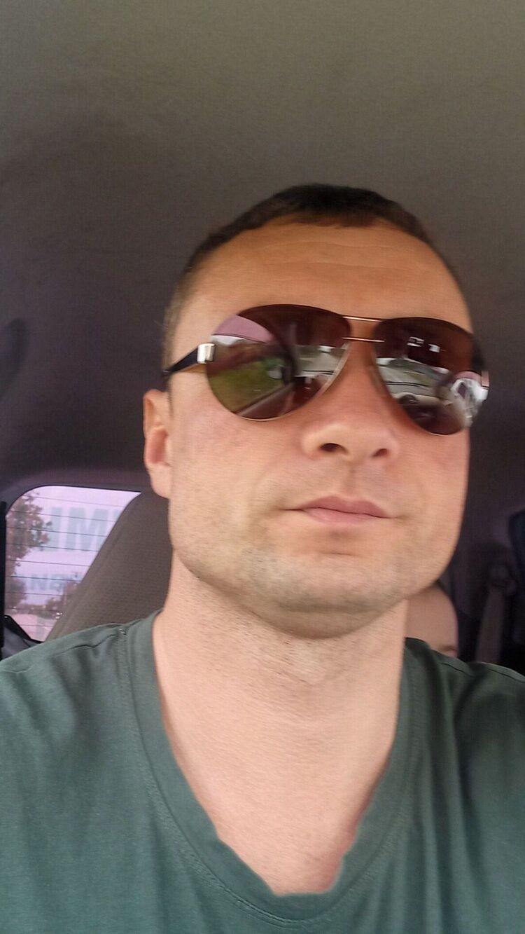  28070989  , 41 ,    
