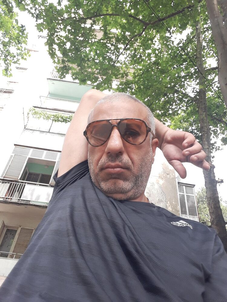  17929269  Sergo, 49 ,    