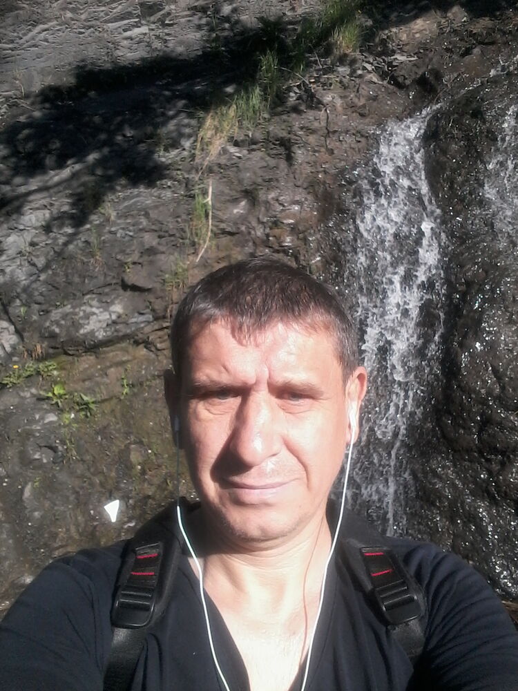  26801919  Aleks, 53 ,    