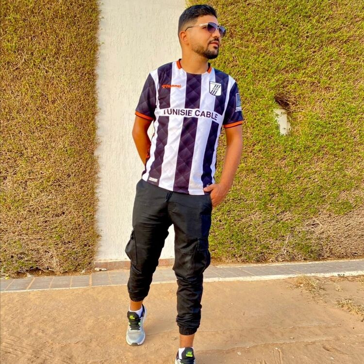  ,   Wassim, 27 ,   ,   , c , 