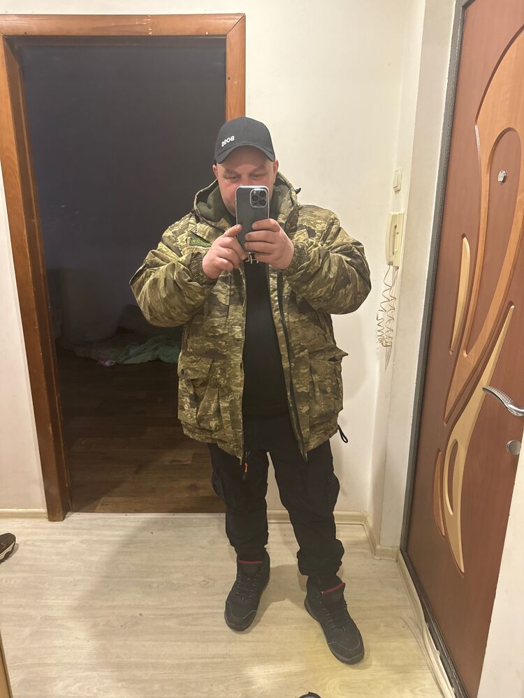 43852579  , 40 ,    
