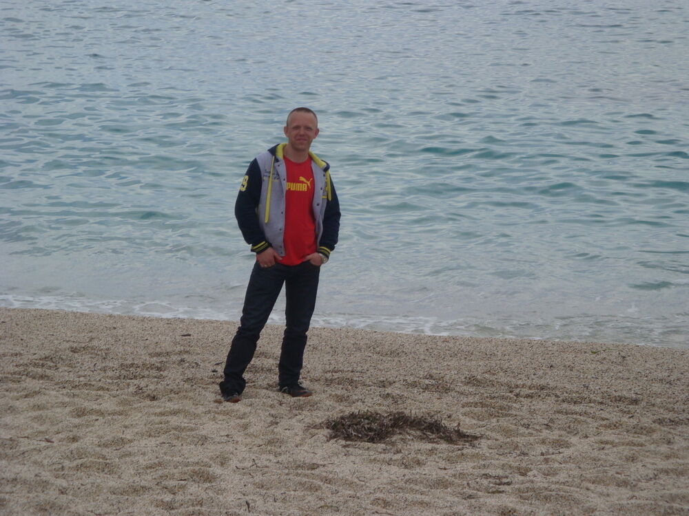  5944149  Sergej, 47 ,    