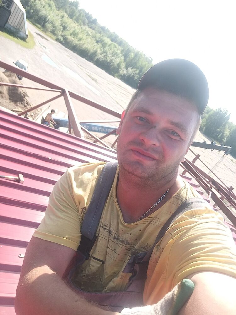  44515519  , 37 ,    