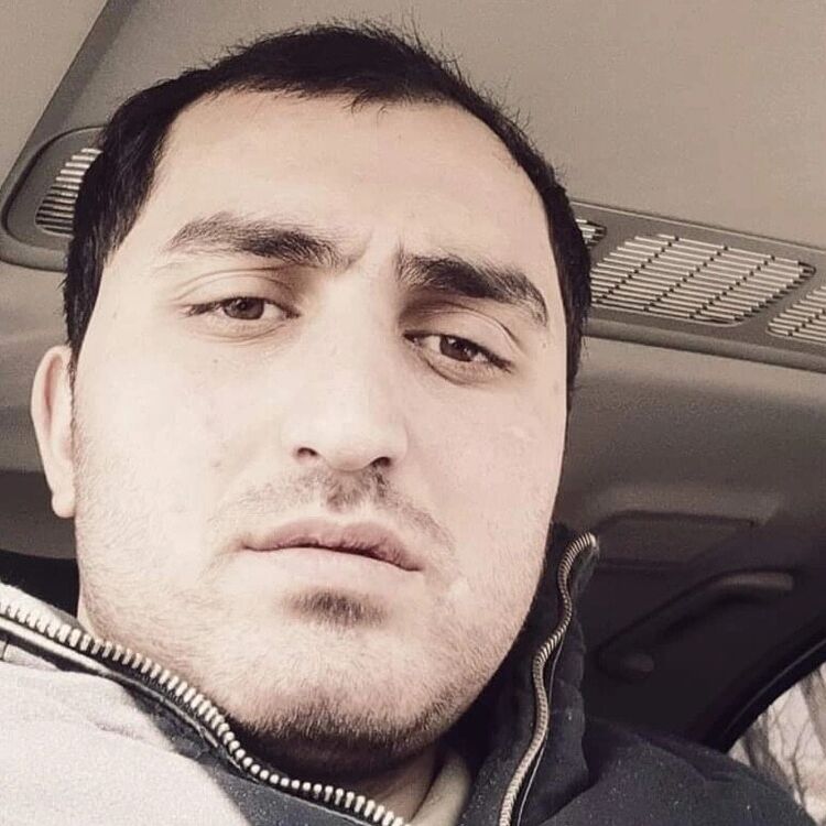  37632769  , 33 ,    --