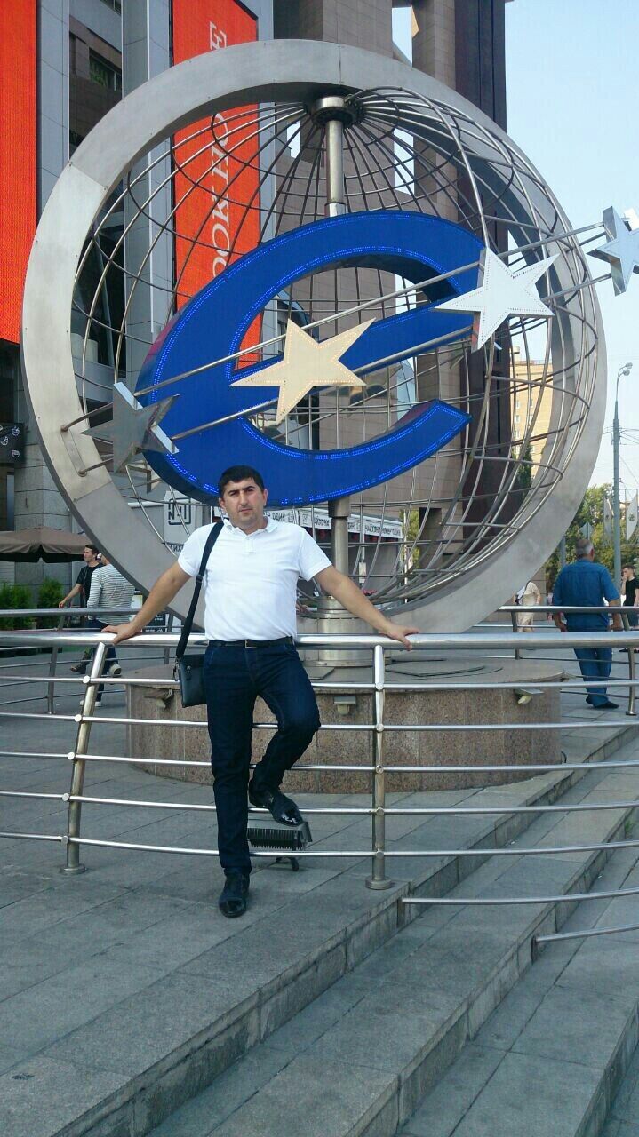  54233549  Garik, 44 ,    