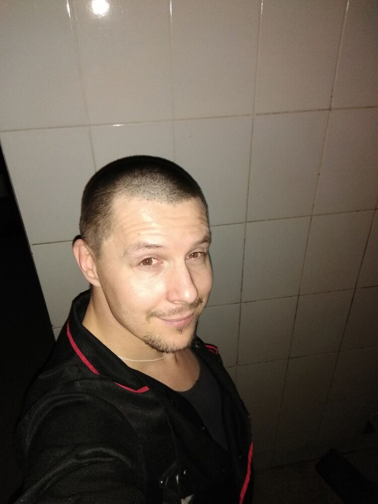  40493489  , 37 ,    