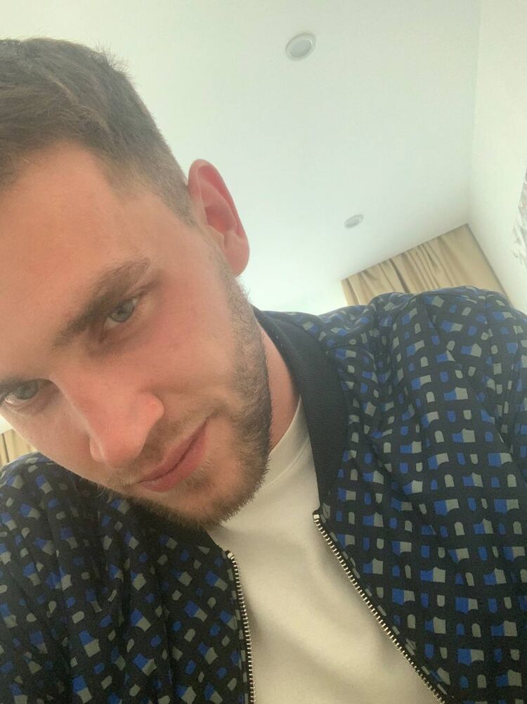   ,   Dmitri, 27 ,   ,   