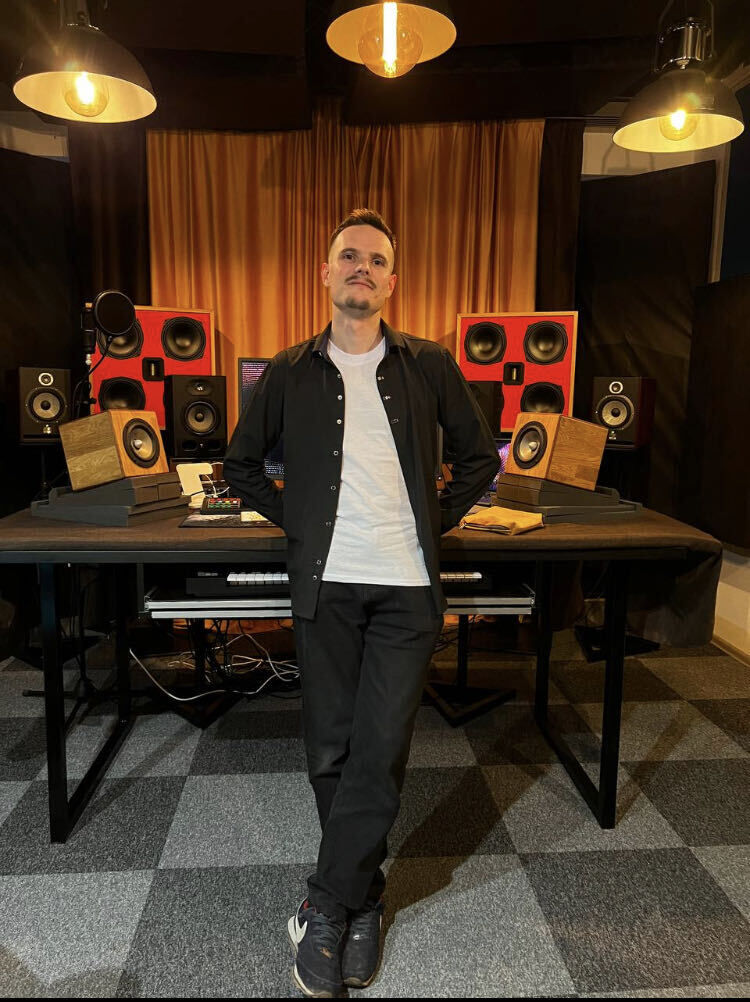 ���� 26944619 ������� ����, 37 ���, ���� ���������� � ��������������-����������