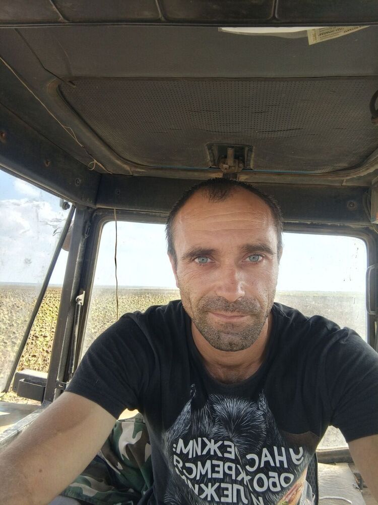  45834209  , 37 ,     