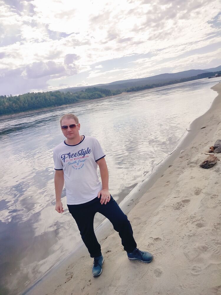 ���� 56220589 ������� Seryoga, 38 ���, ���� ���������� � �������