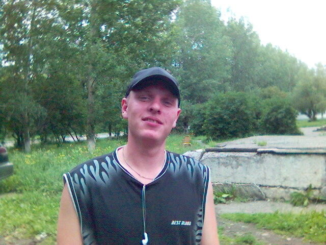  4357859  Aleksei, 45 ,    