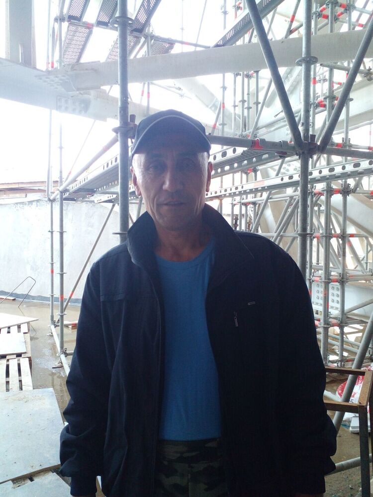  40291609  Bekmirza, 55 ,    