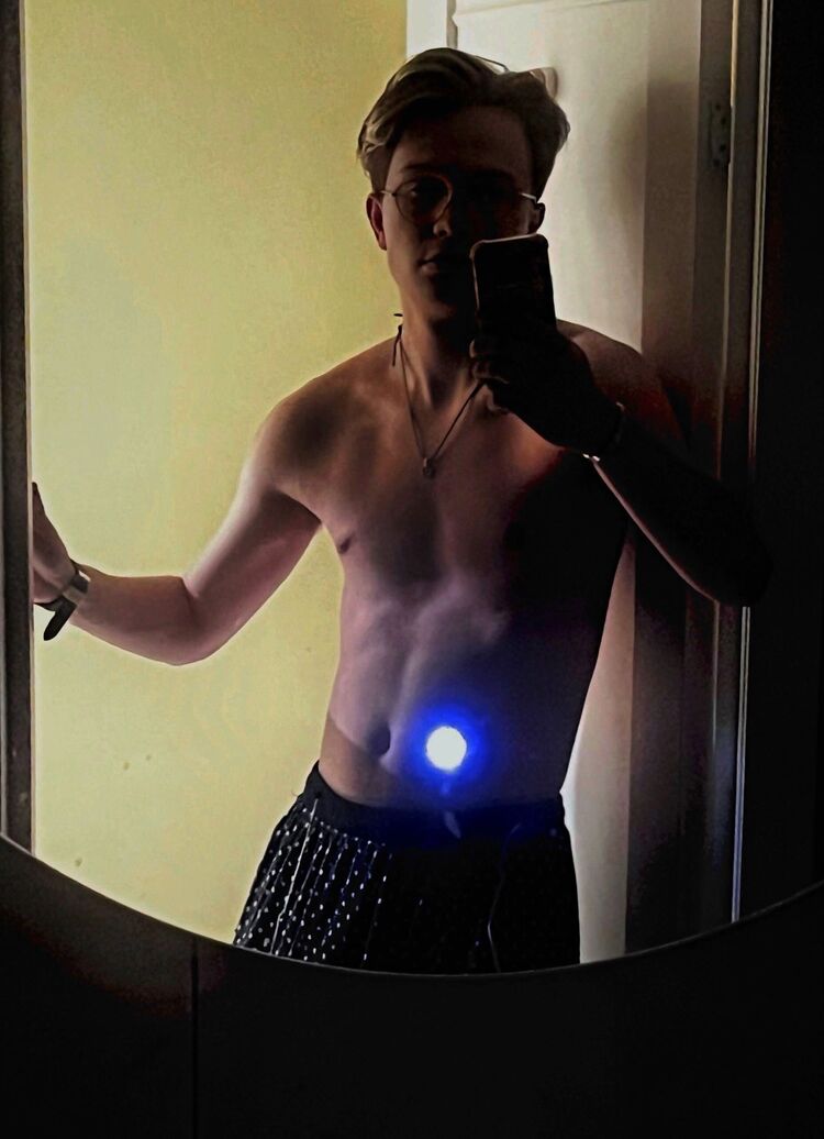 ���� 56233719 ����� ������, 22 ����, ���� ���������� � ����������