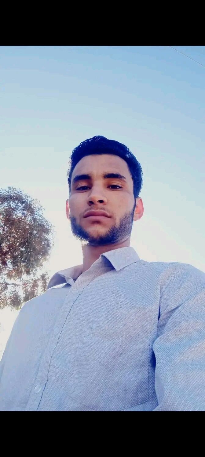  53319399  Tawfiq, 25 ,    