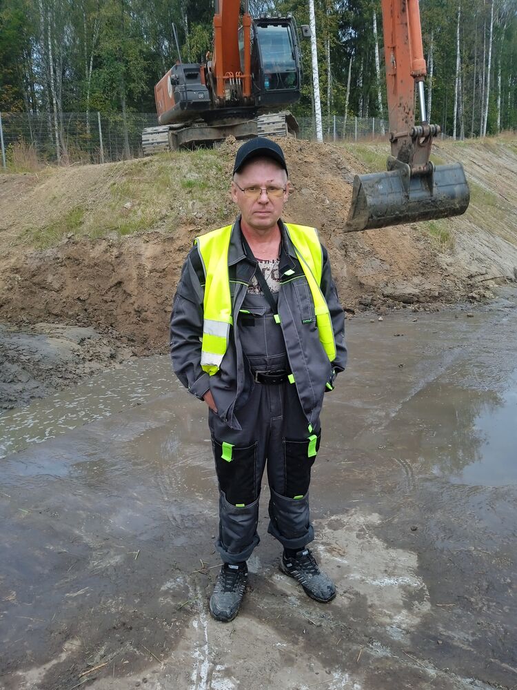  ,   Nikolay, 42 ,   ,   , c 