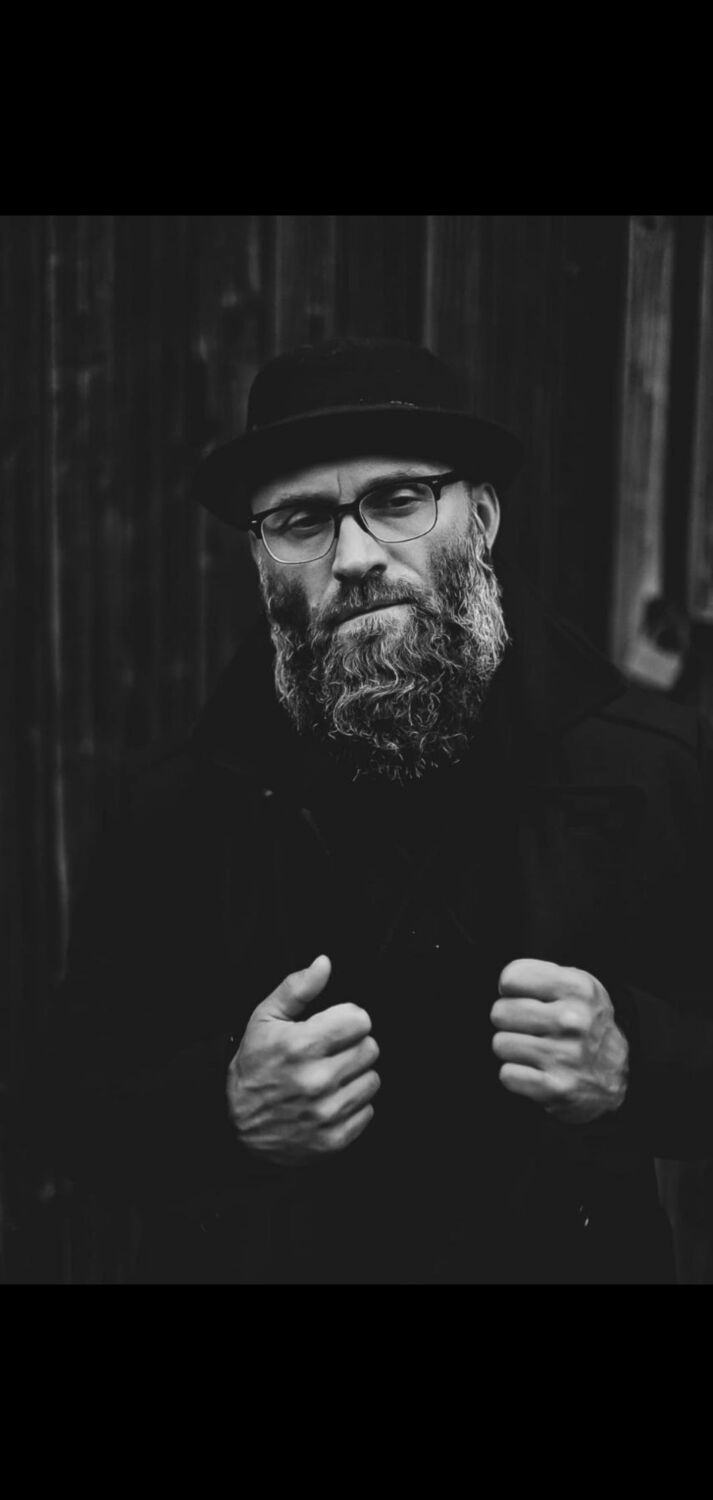  54794699  , 48 ,    -