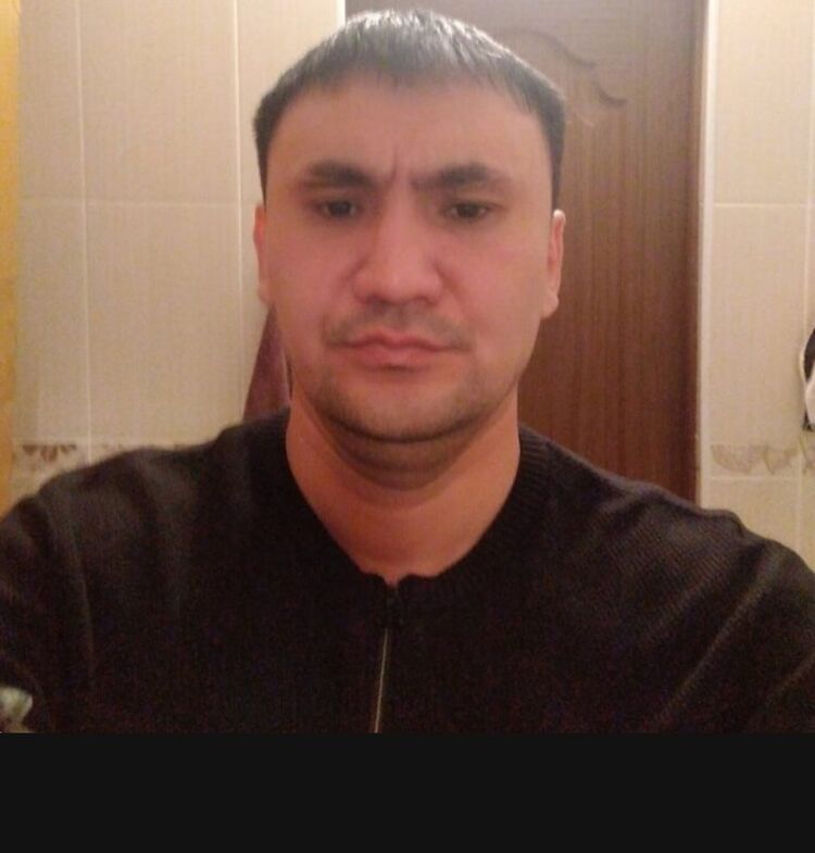  54579759  Kairat, 41 ,    