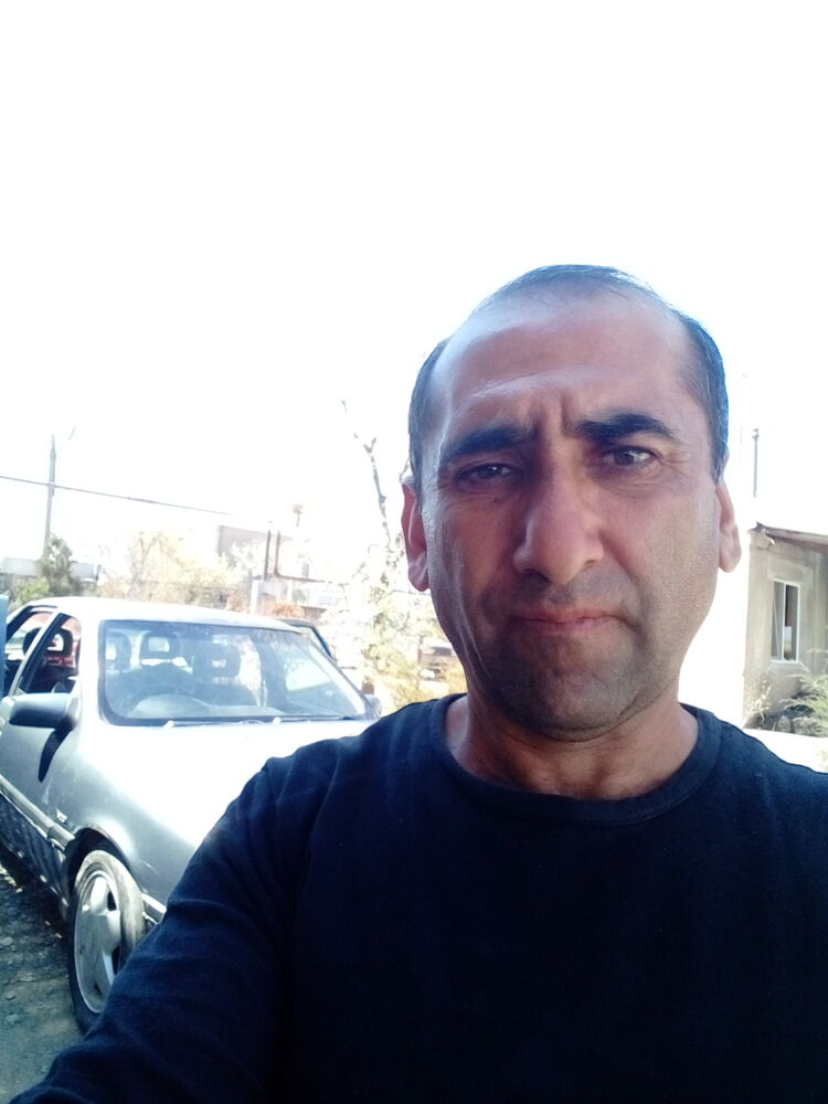  33467019  Sargis, 45 ,    