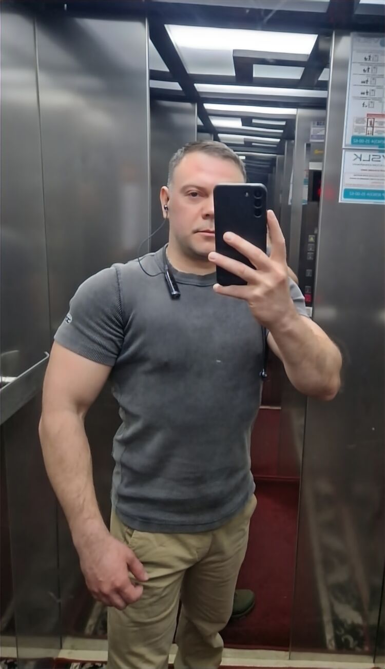  42997419  Rodolfo, 36 ,    -