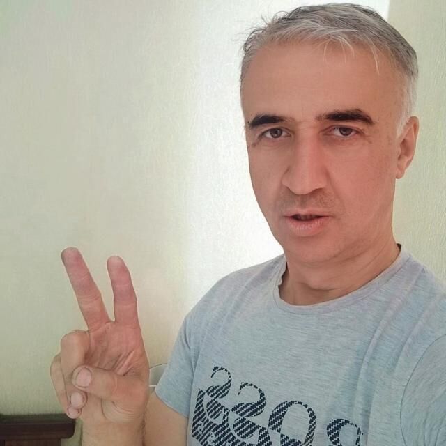  53251659  Alex, 45 ,    