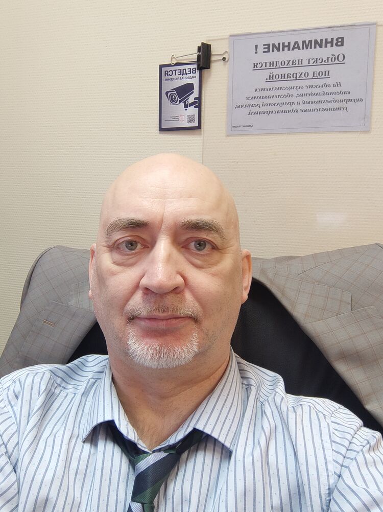  49910229  Val_Frodo, 52 ,    