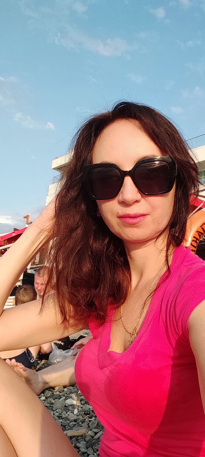  54056499  Olia, 43 ,    