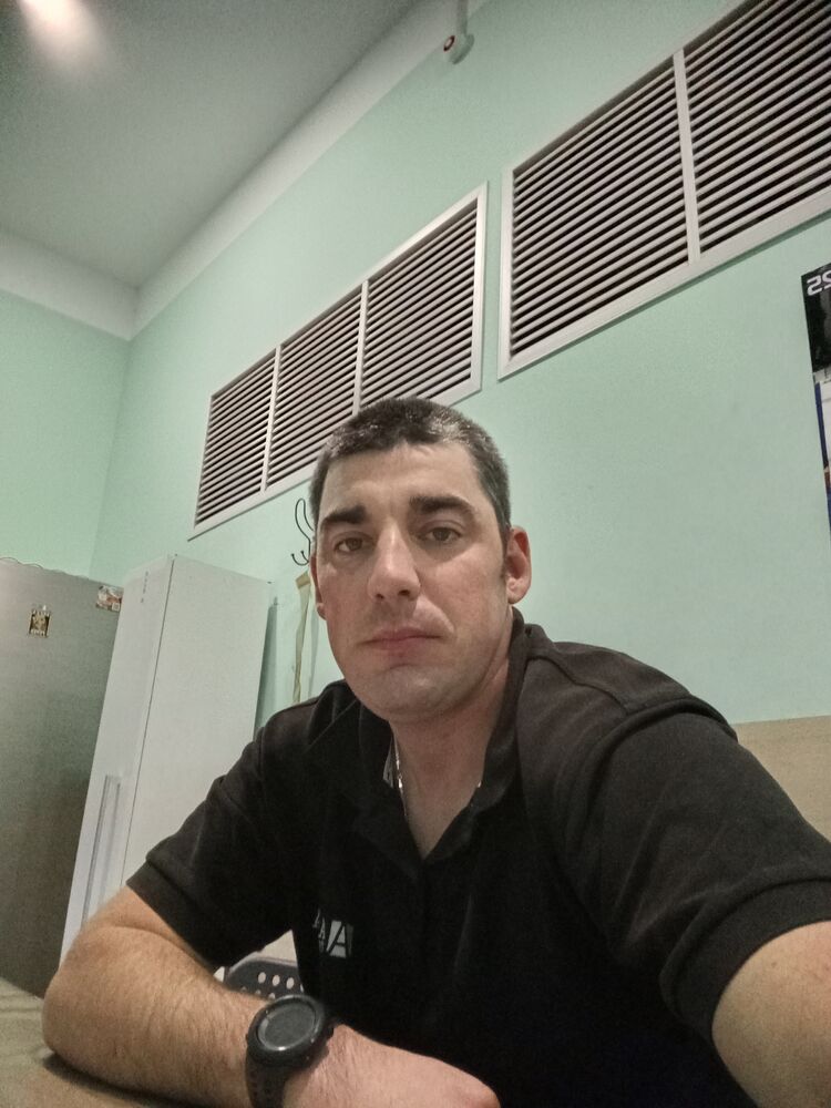  53697079  , 31 ,    -