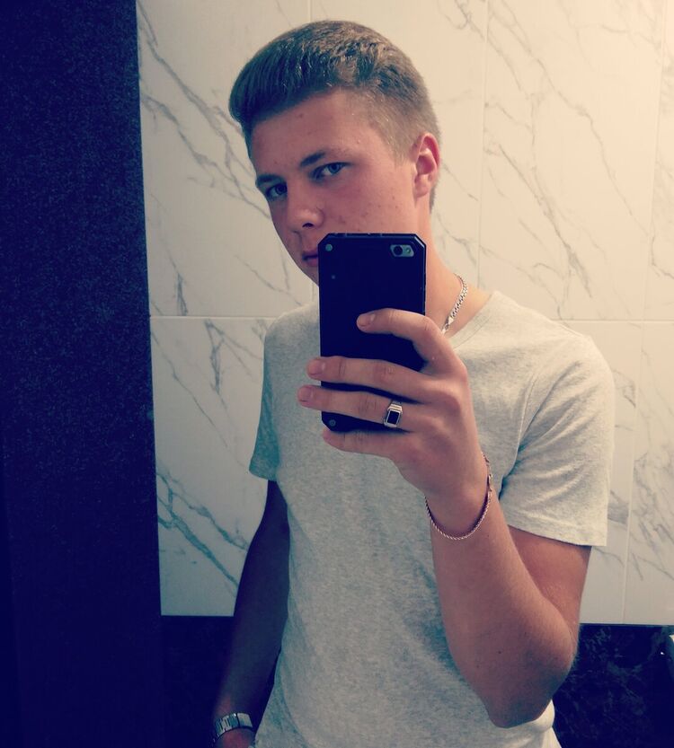  21357319  , 23 ,    