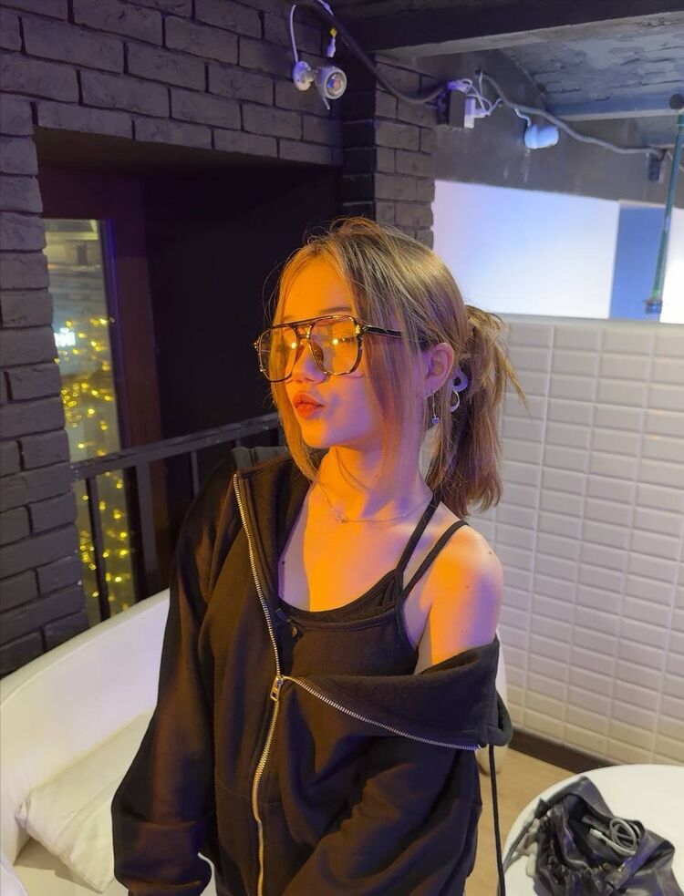  ,   , 20 ,   