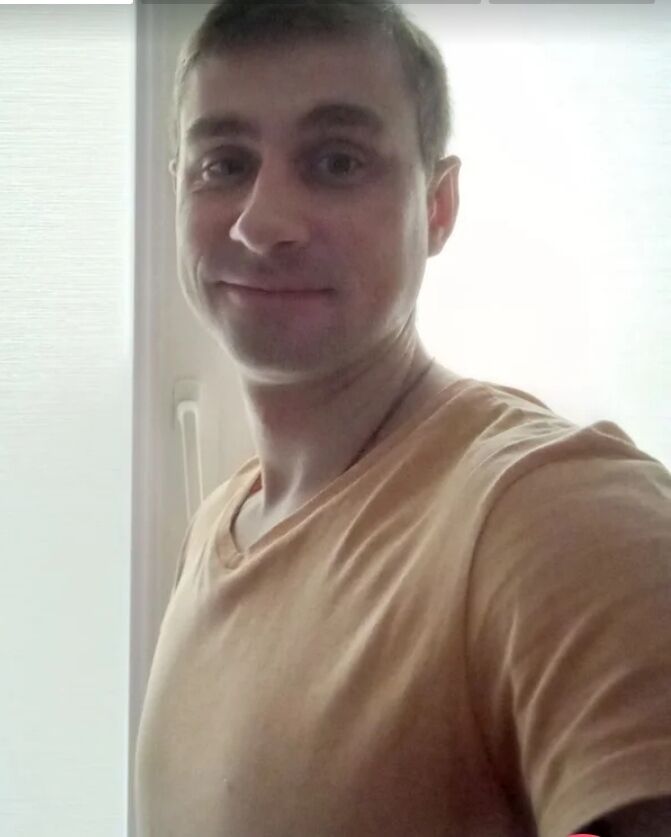 30704179  Vadim, 36 ,    