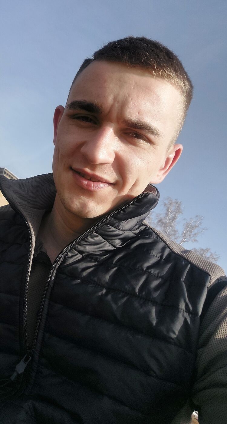  52933999  , 24 ,    