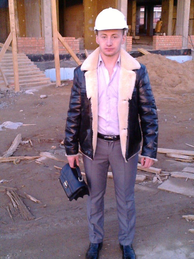 4436489  Noname, 37 ,    