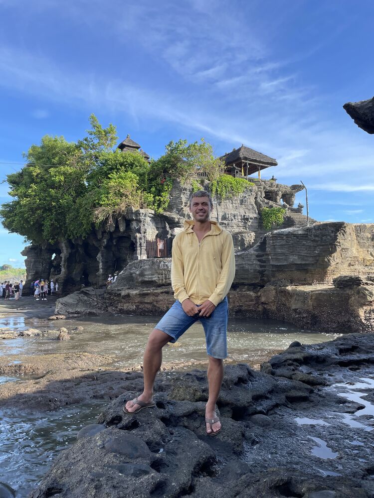  Denpasar,   Aleksandr, 48 ,   ,   , c 
