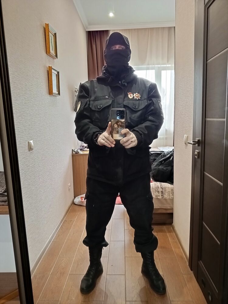  42194839  , 32 ,    