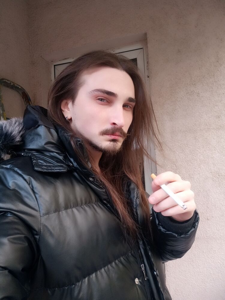  43394809  Andrei, 28 ,    