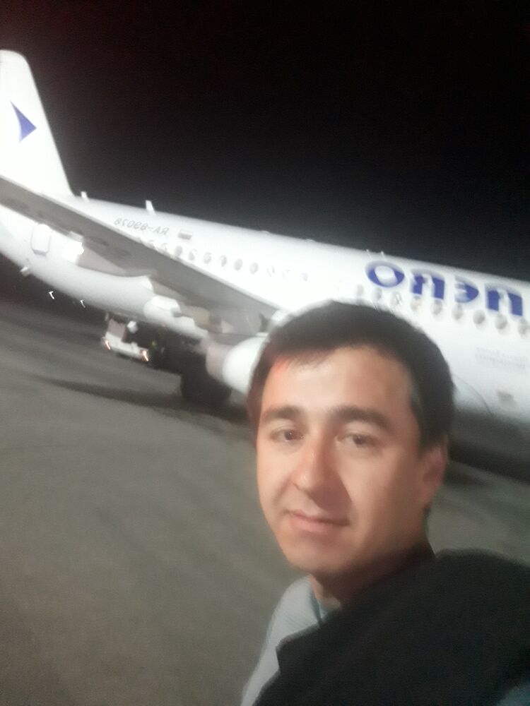  27033189  Azizbek, 33 ,    