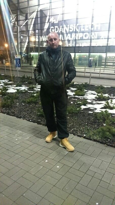  9500469  Vitasik, 47 ,    