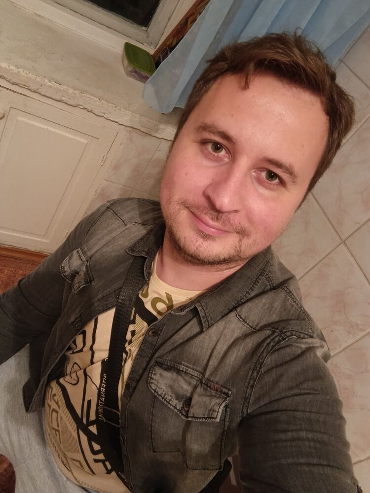  53388329  Danya, 43 ,    