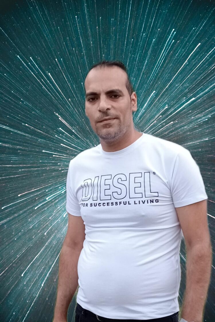  53604709  Karym, 39 ,    -