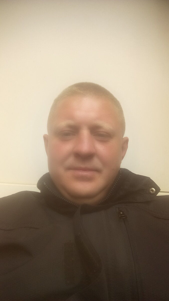  16029969  Vadim, 40 ,    Praha